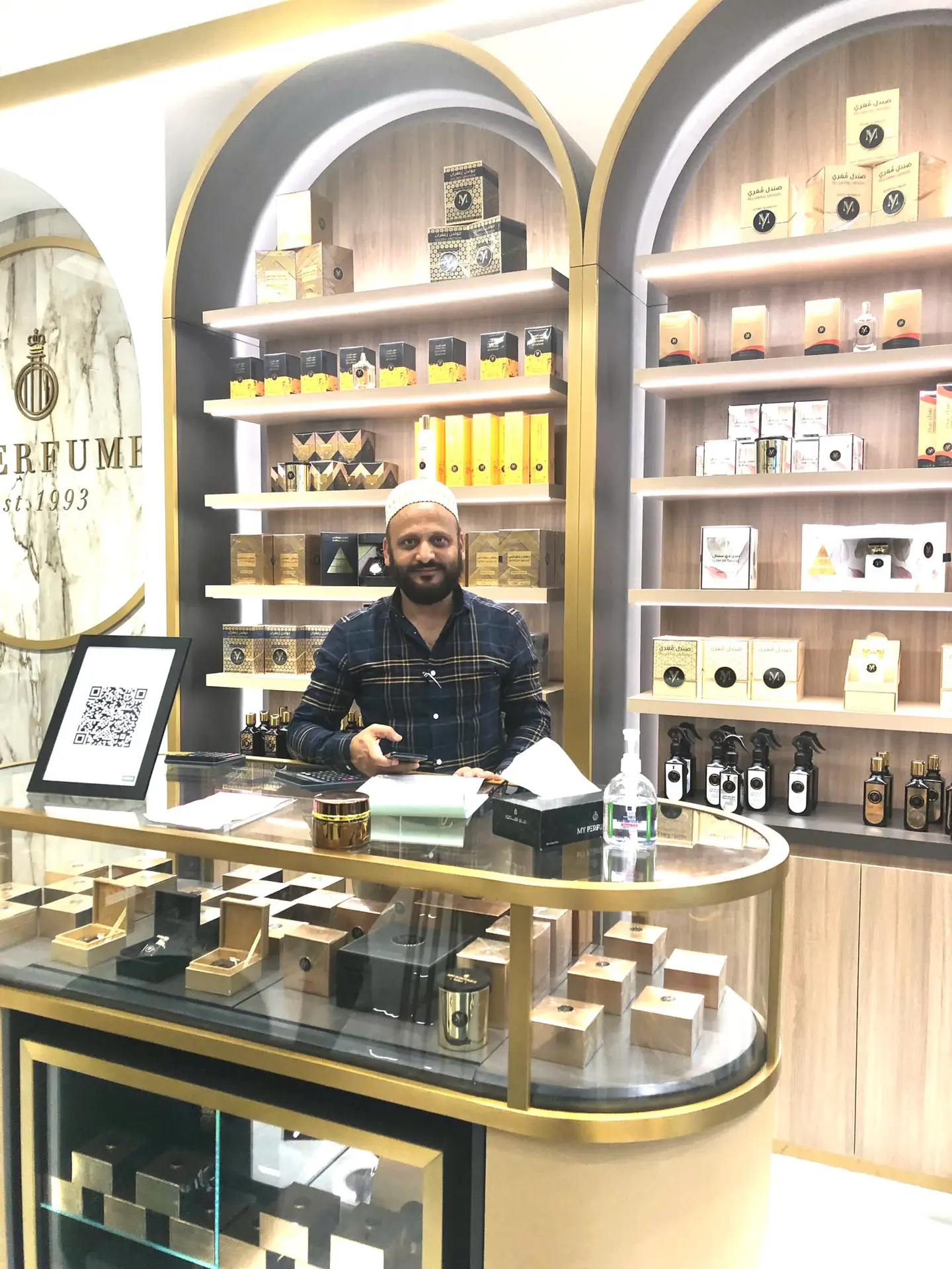 My Perfumes select Showroom Murshid Bazaar