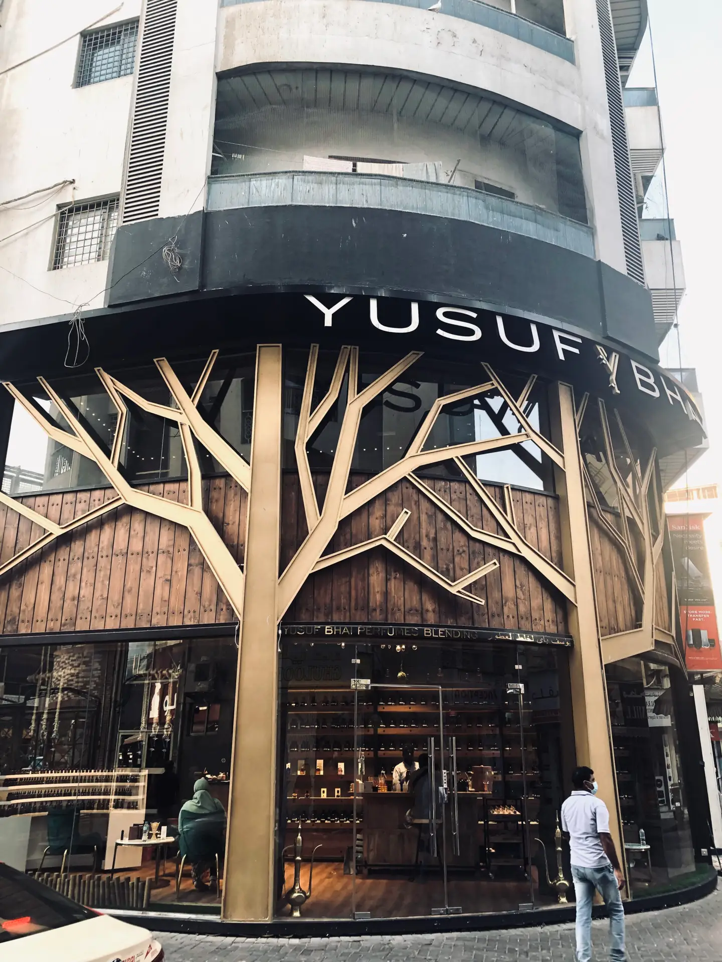 yusuf bhai perfume shop in deira