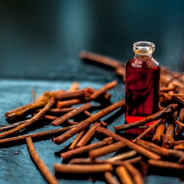 Cinnamon perfume fragrance oil