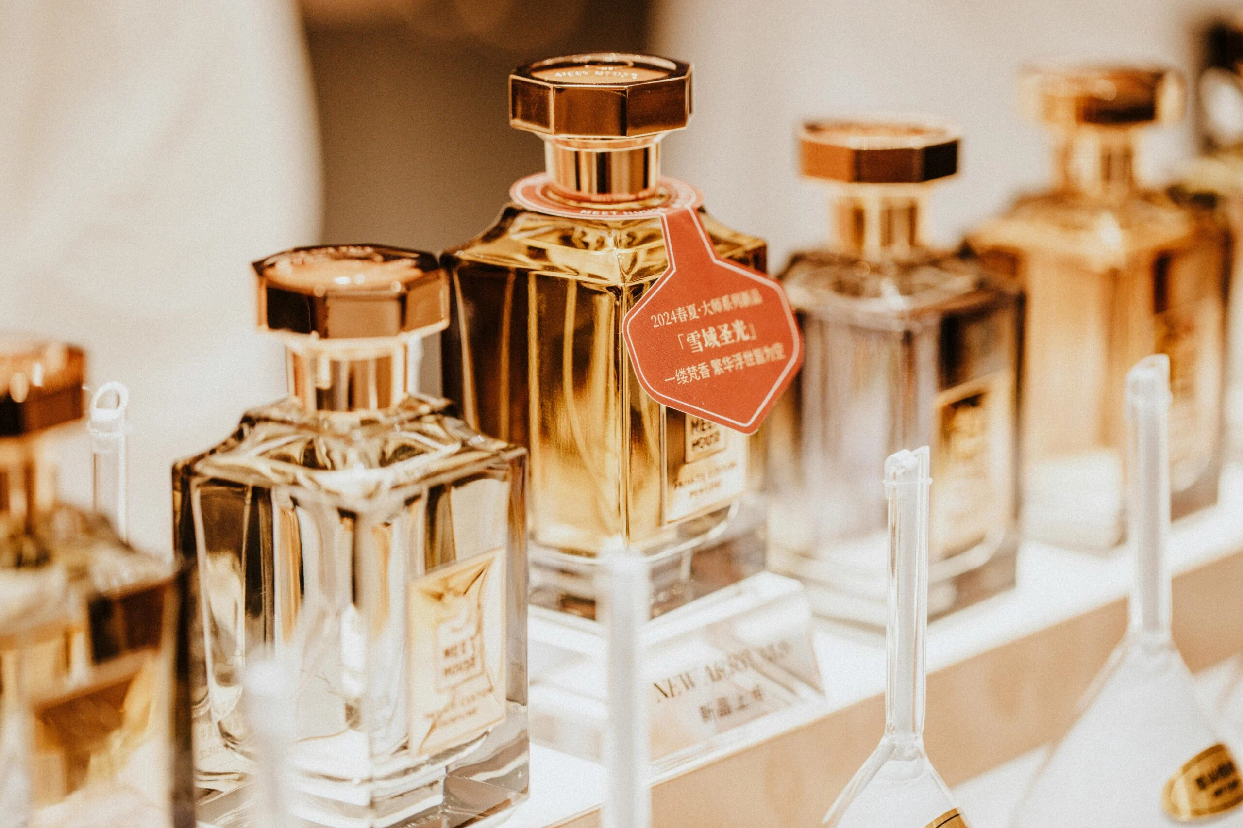 Pexels perfume bottle design